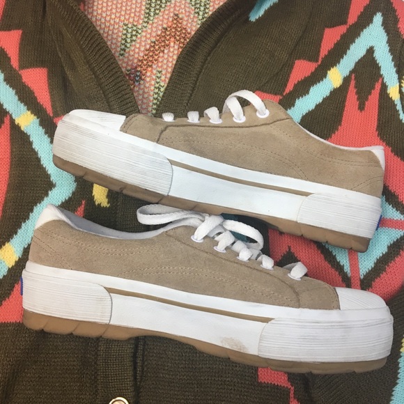 Keds- Tan Suede- Sz 8 - Picture 2 of 5